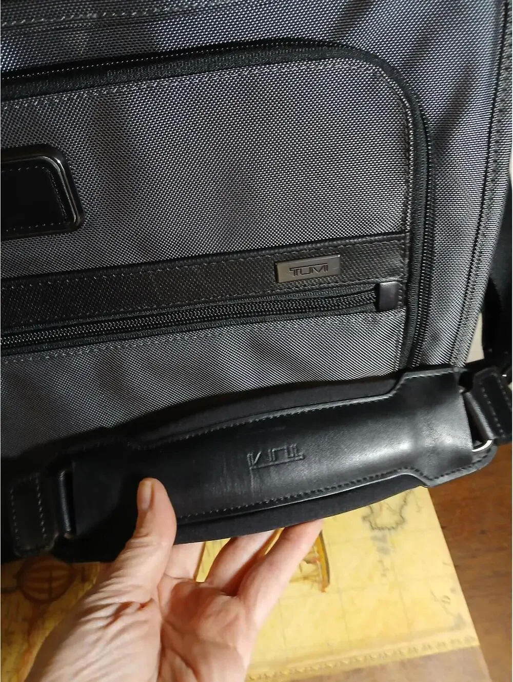 Tumi Black Nylon and Leather Briefcase Laptop Bag with Adjustable Shoulder Strap
